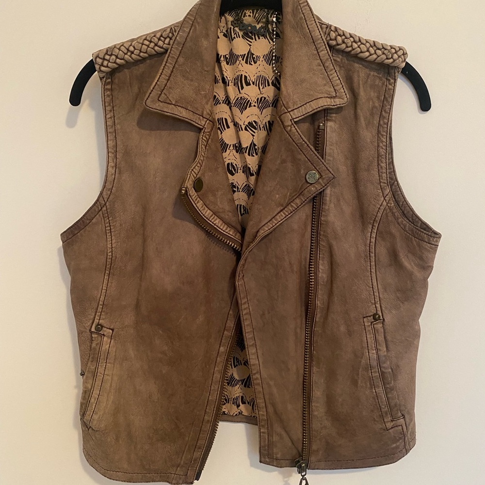 Doma leather moto vest